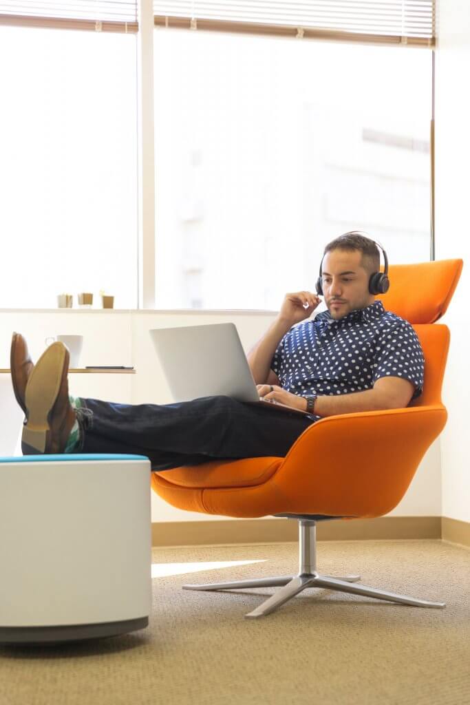Hiring administrative assistants: real-world examples 3 Hiring administrative assistants: real-world examples 3