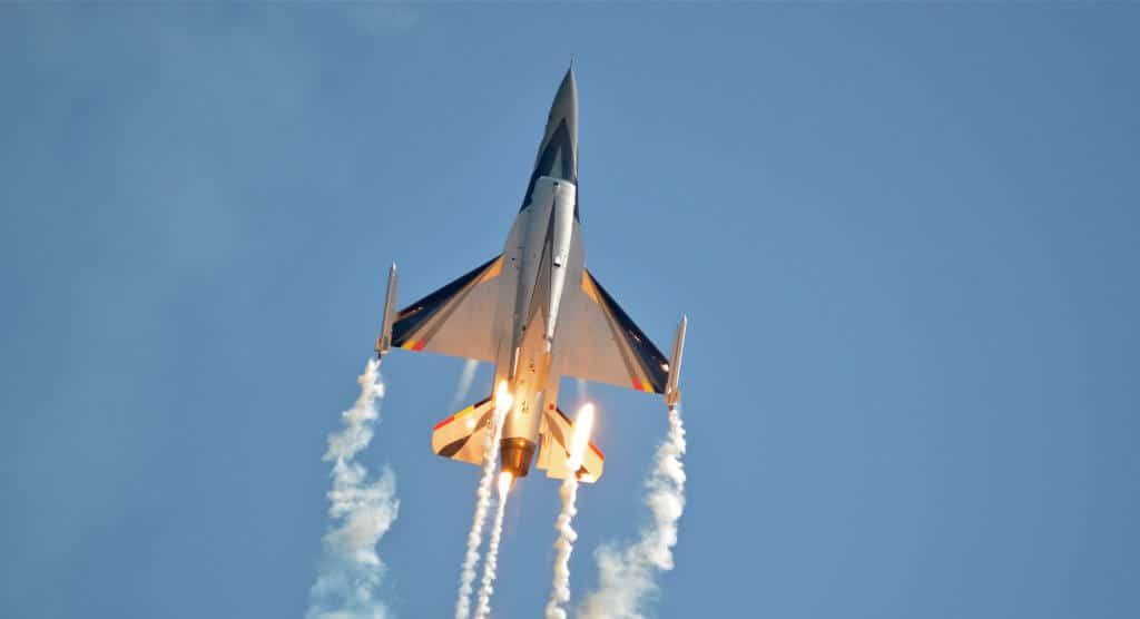 5 Amazing Free Sourcing Tools for Recruiters 11 Rocket ship launch