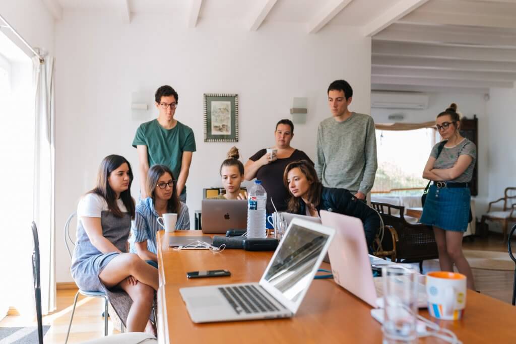 Is Your Recruitment Process Millennial Friendly? 4 millennials brainstorming at work