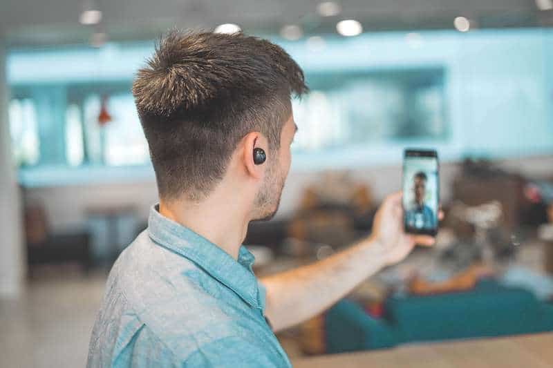 Can you hire someone without meeting them? 1 It can be hard to remain human with online recruitment. But the technology exists to support the experience.