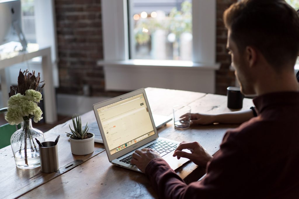 15 Amazing Tips for Getting Your Remote Recruiting Right 1 Remote recruiting