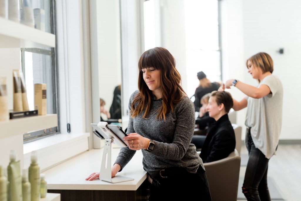 How You Can Use AI for Recruiting – Even if You're a Small Business 5 How You Can Use AI for Recruiting – Even if You're a Small Business 3