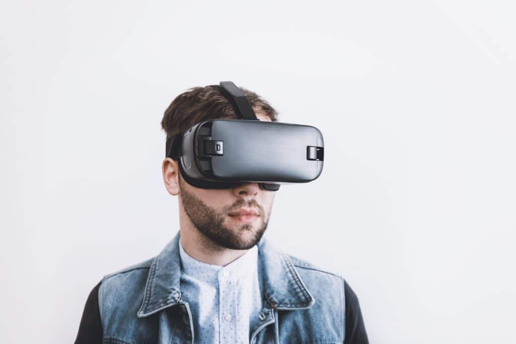 How Testing for Niche Skills Can Help You Hire for Specialized Roles 2 Virtual reality technology